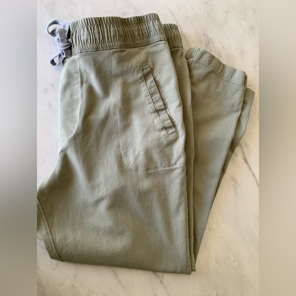 Eddie Bauer Ultra-Comfy Cotton Green Joggers With Pockets Casual Pants
